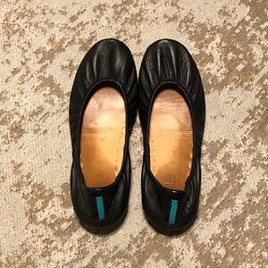 Tieks - Matte Black Size 8